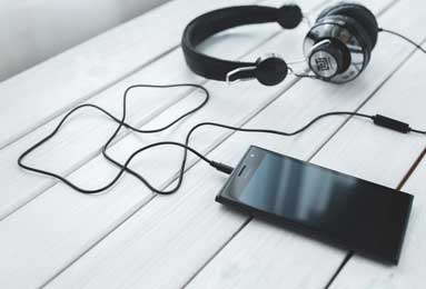 炸屏！皇马客战曼城大名单出炉，三大巨星强势回归，姆巴佩首发成最大悬念